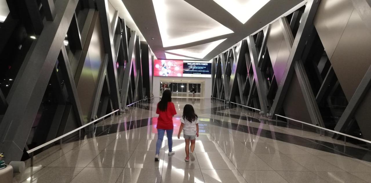 باساي Sibarian Condo Unit C1 10Th Floor المظهر الخارجي الصورة